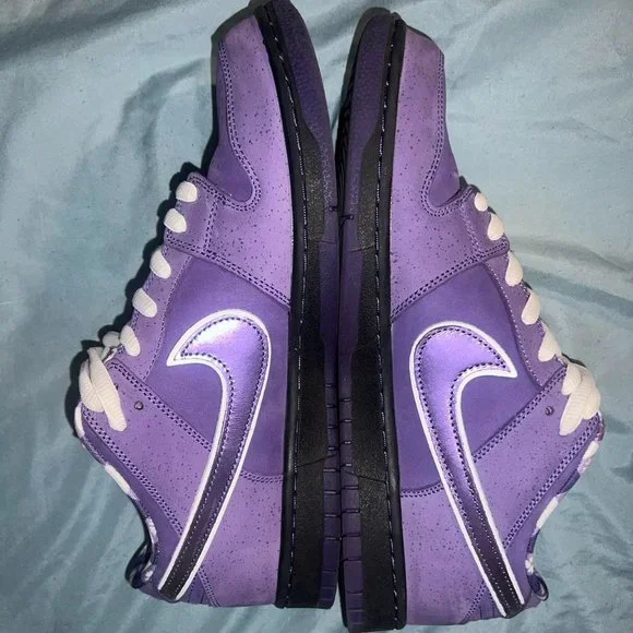 Nike Men's Purple and Black Trainers